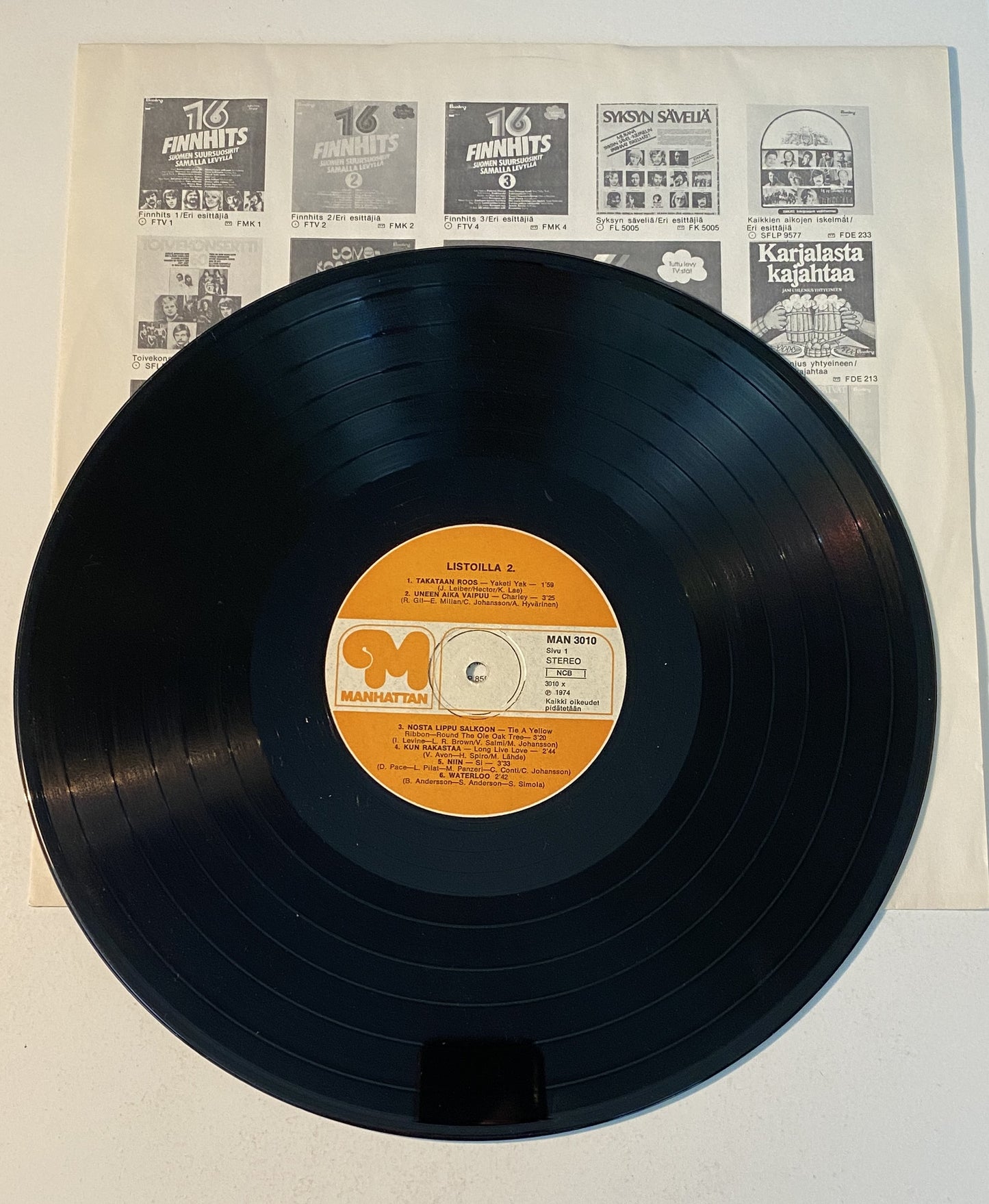 Listoilla 2 1974 Vinyl