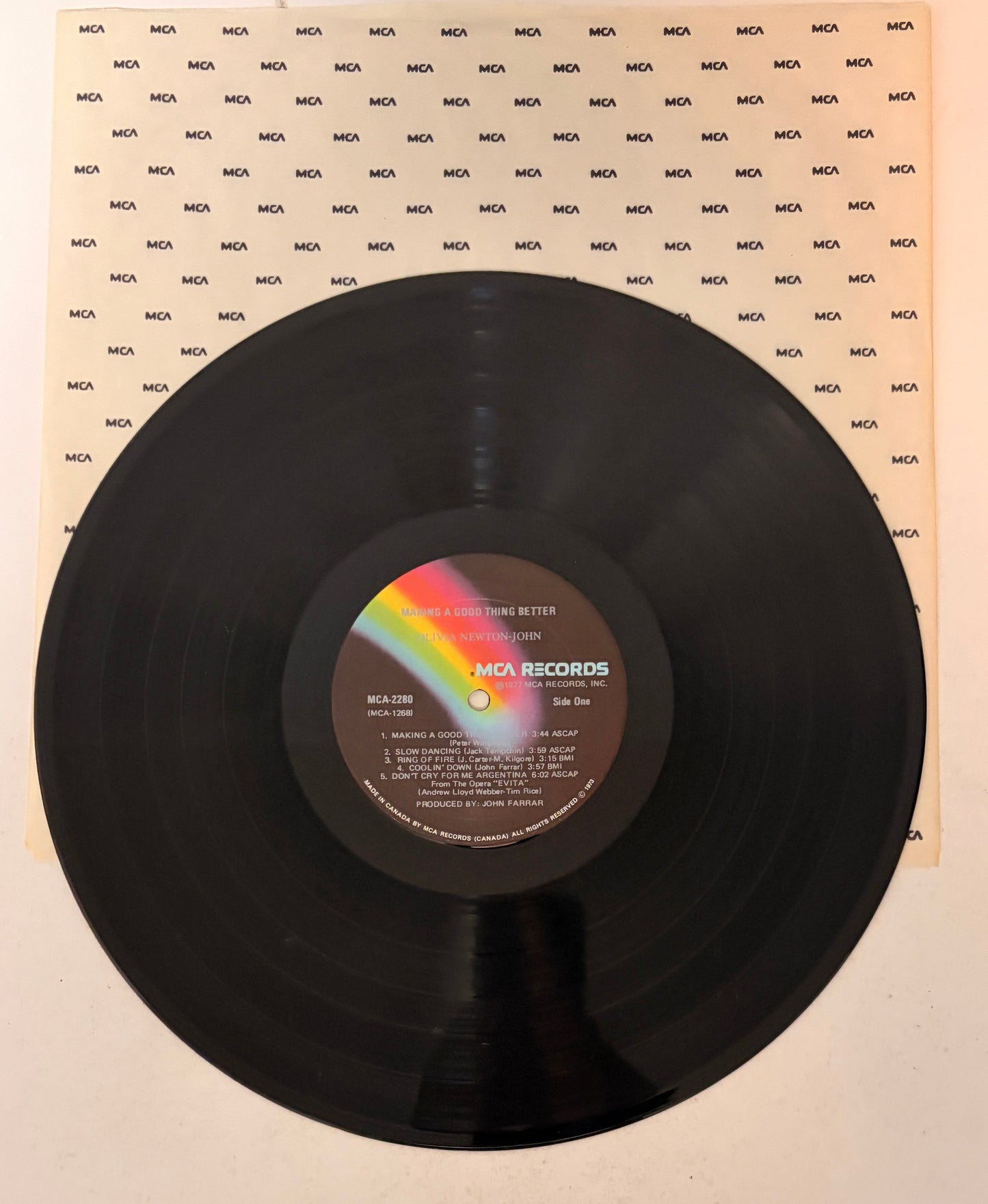 Olivia Newton-John – Making A Good Thing Better 1977 Vinyl LP